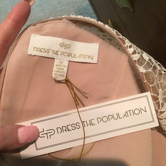 NEW Dress the Population Shane Off White Nude Vine Lace Fitted Midi Dress M  $308